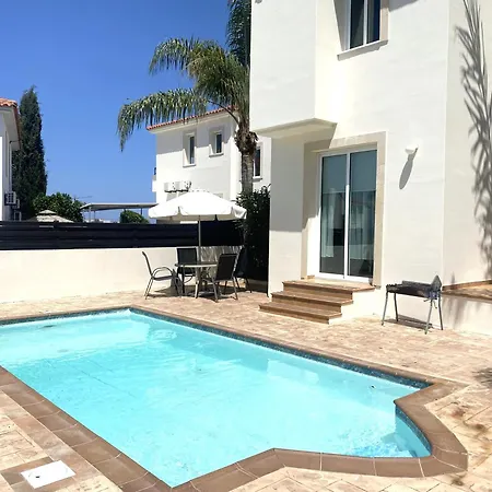 Artemis Dps09 With Pool Holiday home Paralimni